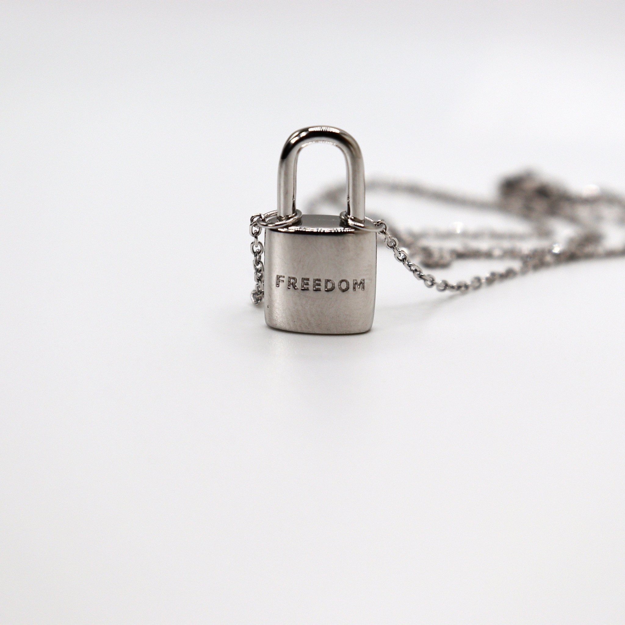 Freedom Mini Lock (925 Sterling Silver) - ORANJONecklace