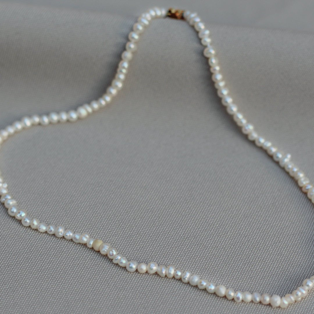 Timeless Pearls choker Necklace - ORANJONecklace